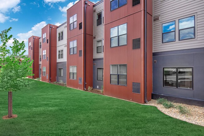 Gauge Apartments in Durango, CO - Foto de edificio - Building Photo