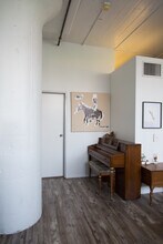 420 S San Pedro St, Unit 222 in Los Angeles, CA - Building Photo - Building Photo