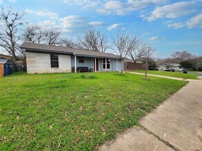 6002 Idlewood Cove in Austin, TX - Building Photo - Building Photo