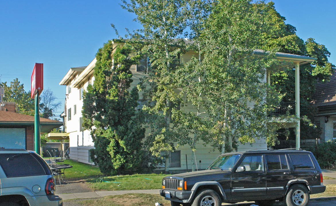 814 E Sharp Ave in Spokane, WA - Building Photo