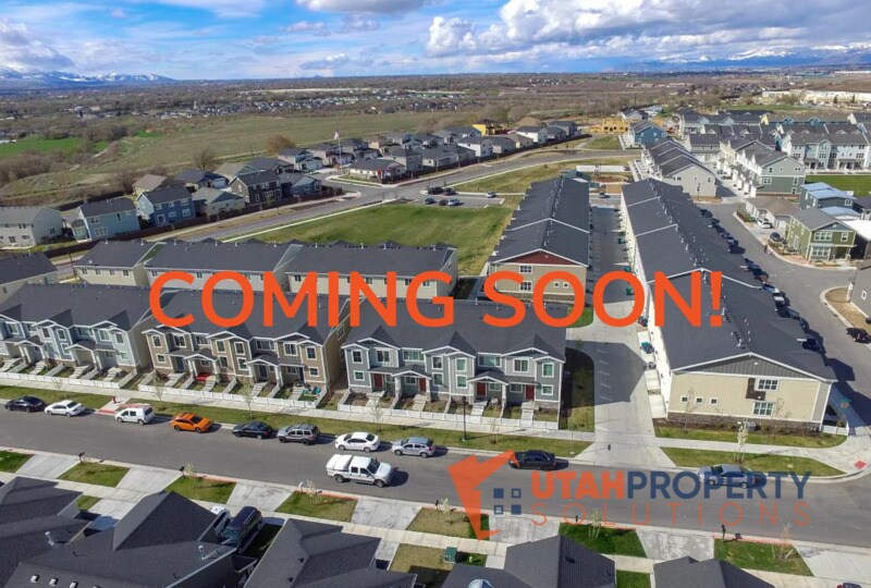 1087 Emerald Pools Ln in Bluffdale, UT - Building Photo