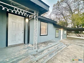 104 E Fowler Ave in Killeen, TX - Foto de edificio - Building Photo