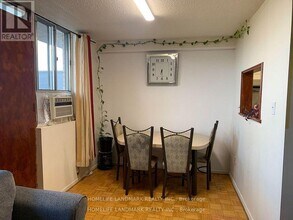 100 Dundalk Dr in Toronto, ON - Building Photo - Building Photo