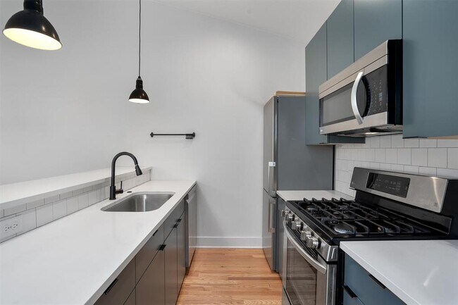 4004 Avenue C in Austin, TX - Building Photo - Building Photo