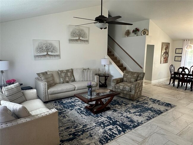 7327 Floral Cir E in Lakeland, FL - Building Photo - Building Photo