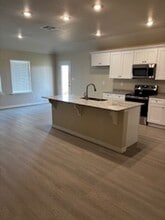 1309 Bajada St in Midland, TX - Building Photo - Building Photo