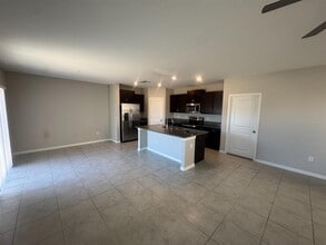 15606 Spice Key St in Sun City Center, FL - Building Photo - Building Photo