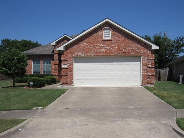 504 Marshall Ct in Irving, TX - Building Photo