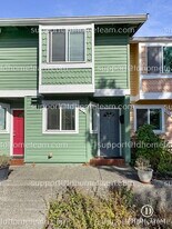 1912 E Fir St in Seattle, WA - Building Photo