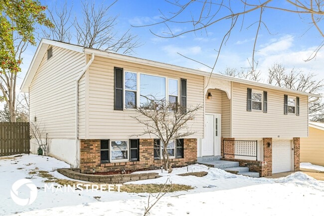 618 Lime Rock Dr in St. Charles, MO - Building Photo - Building Photo