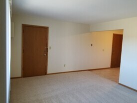 West Ridge Luxury Apartments