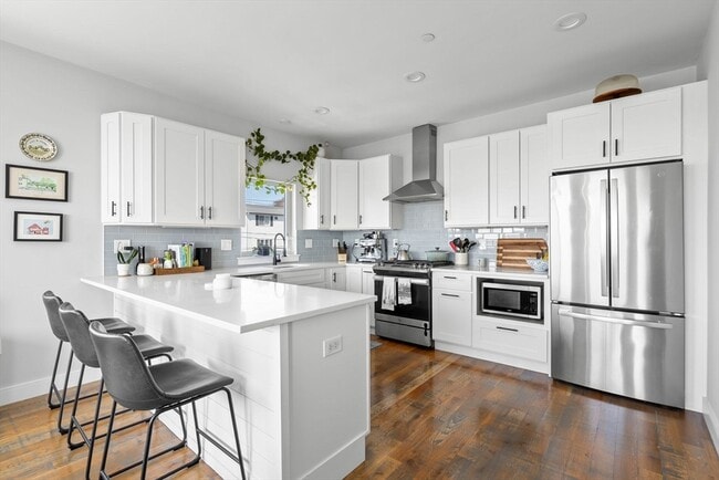 property at 1400 Columbia Rd