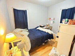 83 Newbury St, Unit 2 in Somerville, MA - Building Photo - Building Photo
