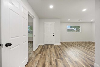 3806 Zephyr St in Houston, TX - Building Photo - Building Photo