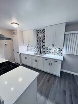 385 Vernon Dr, Unit #A in Upland, CA - Building Photo