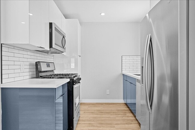 941 Normandie Ave in Los Angeles, CA - Building Photo - Building Photo