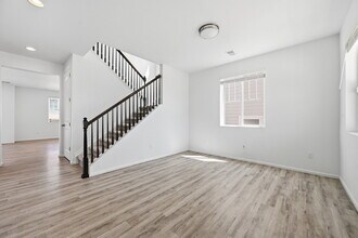 24271 E 40th Ave in Aurora, CO - Building Photo - Building Photo