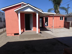 High Density Area in Los Angeles, CA - Building Photo - Other