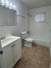 2222 Van Buren St in Hollywood, FL - Building Photo - Building Photo