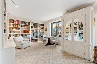 180 Beacon St in Boston, MA - Foto de edificio - Building Photo