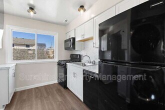 735 E Ocean View Ave in Norfolk, VA - Building Photo - Building Photo