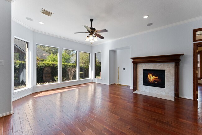 31 N Warbler Bend Cir in Spring, TX - Building Photo - Building Photo