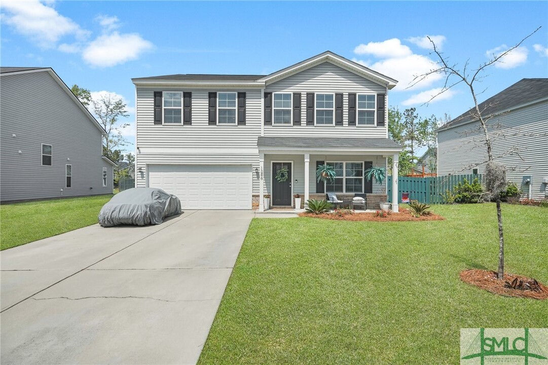1246 Waybridge Way in Richmond Hill, GA - Foto de edificio