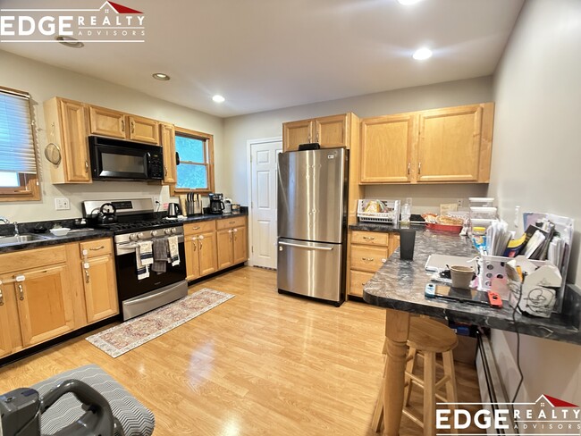 property at 76 Cresthill Rd