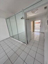 7684 NW 180th Ter in Hialeah, FL - Building Photo - Building Photo