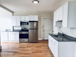 82 Water St in Torrington, CT - Building Photo - Building Photo