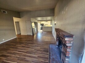 459 Waterford Dr in Chico, CA - Building Photo