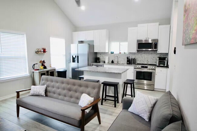 property at 16867 W Ivanhoe St