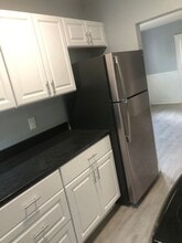 392 Carrington Ave in Woonsocket, RI - Building Photo - Building Photo