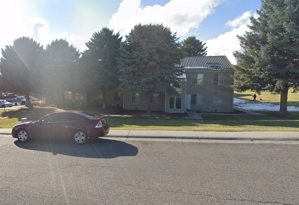 314 Spire Dr in Riverton, WY - Building Photo