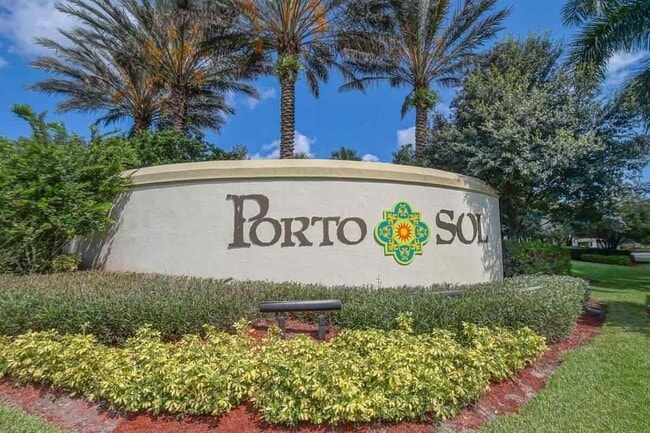 2106 Belcara Court in West Palm Beach, FL - Building Photo - Building Photo