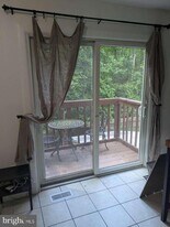 5281 Daffodil Dr in Fredericksburg, VA - Building Photo