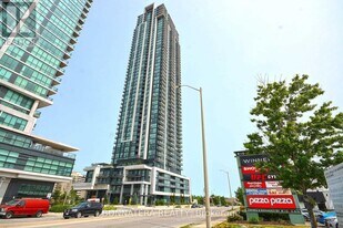 3975 Grand Park Dr in Mississauga, ON - Building Photo