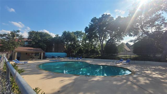 2606 Custer Pkwy in Richardson, TX - Building Photo