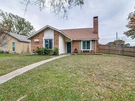 2930 Lancer Ln in Garland, TX - Building Photo