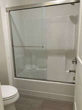 2081 Dennis Ln in Santa Rosa, CA - Building Photo - Building Photo