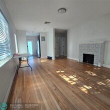 1643 Funston St in Hollywood, FL - Building Photo - Building Photo