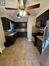 1807 Hickory Rd in Windsor, ON - Building Photo - Building Photo