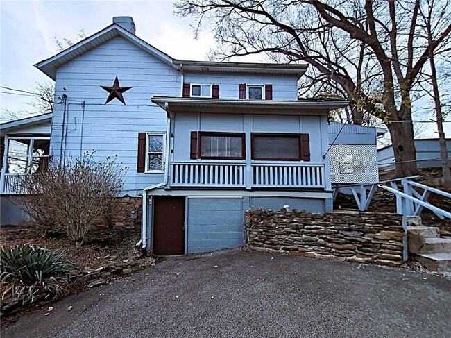 113 Hopwood Fairchance Rd in Hopwood, PA - Building Photo - Building Photo
