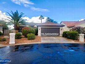 14750 W Avalon Dr in Goodyear, AZ - Building Photo