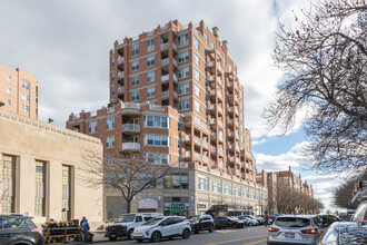 Oceana in Brooklyn, NY - Building Photo - Building Photo