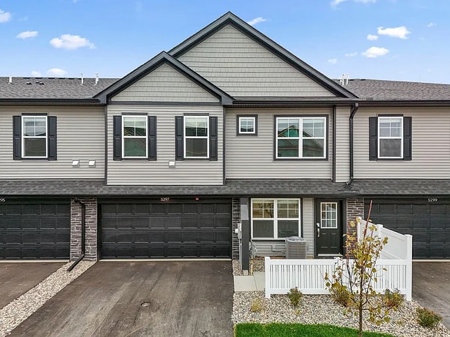 property at 5297 Long Pointe Pass