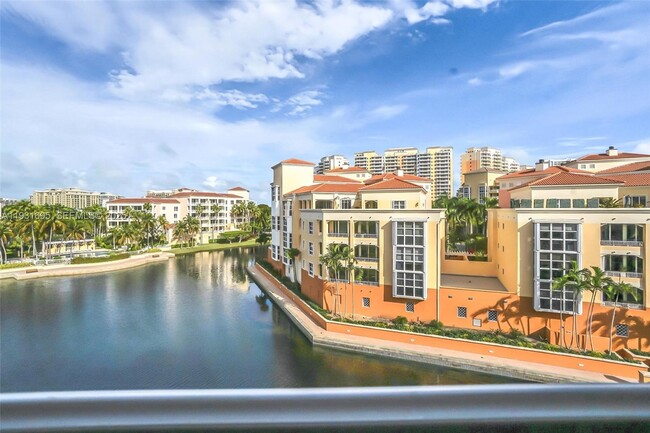 property at 735 Crandon Blvd