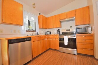 11960 N Government Wy in Hayden, ID - Building Photo - Building Photo