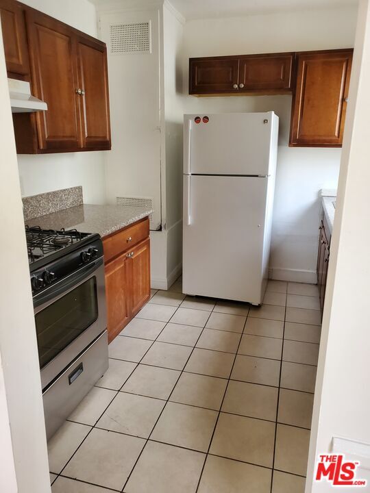 127 N Clark Dr in Beverly Hills, CA - Building Photo - Building Photo