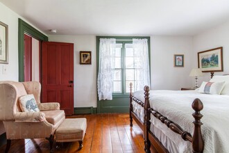 912 Grandey Rd in Vergennes, VT - Building Photo - Building Photo